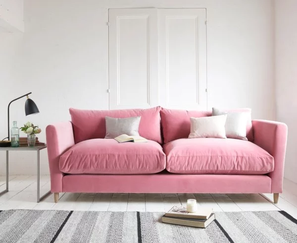 hellroses sofa trendfarben