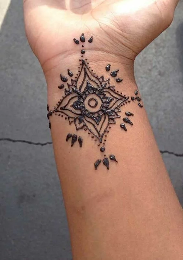 stern motiv henna tattoo ideen