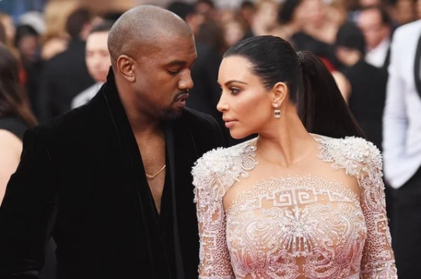 Kim Kardashian Kanye West millionenschweres Ehepaar zahlreiche Fans