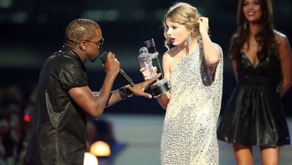 Streit zwischen Taylor Swift und Kanye West auf der Bühne