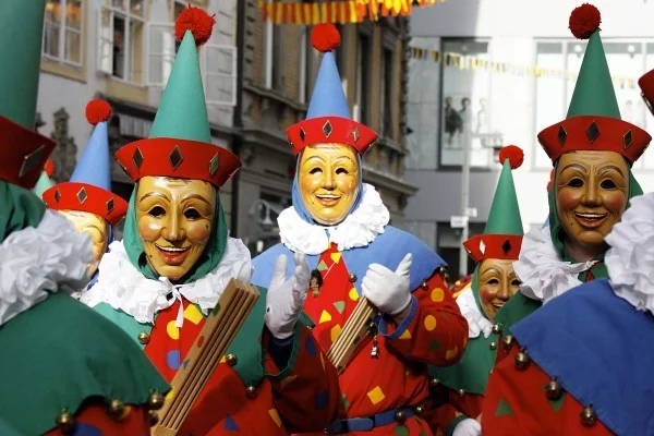 mittelalterliches flair karnevalskostüme ideen
