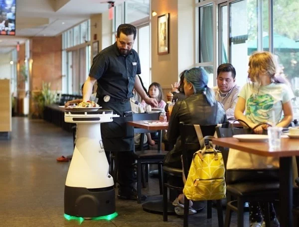 Roboter Köche werden bald unser Brot backen, Kaffee brauen und Salat machen penny restaurant roboter