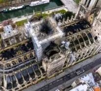 Zwei Drohnen und ein Feuerwehrroboter halfen, das Notre Dame Feuer zu stoppen