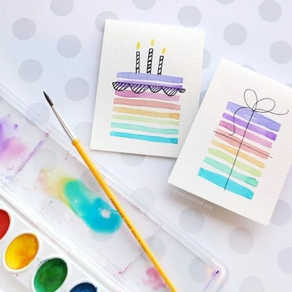 kreative Einladungskarten erstellen Torte zeichnen Wasserfarbe