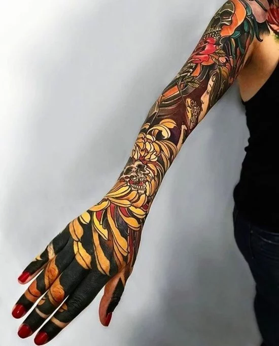 japanische lange sleeve tattoo ideen bunt