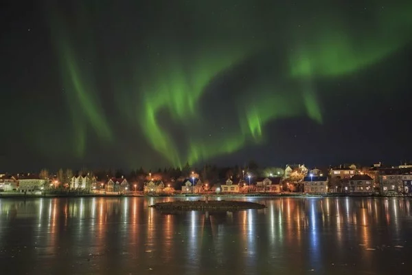 Reykjavik nordlichter sehen in island