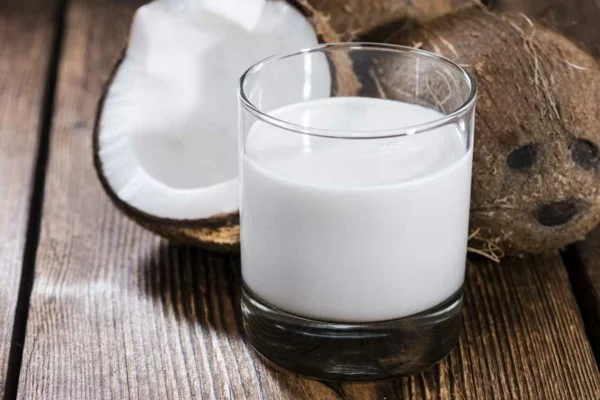 Kokosnussmilch Glas Kokosnussprodukte gesundheitliche Vorteile